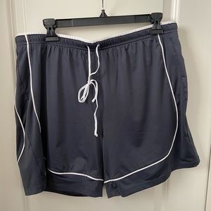 Athleta Drawstring Workout / Gym Shorts with Lining, Gray, Size L